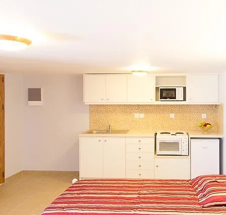 Apartment Faith * Chora (Ios)